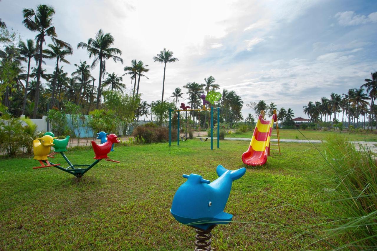 Blue Serene Resort Guruvayur Exterior photo