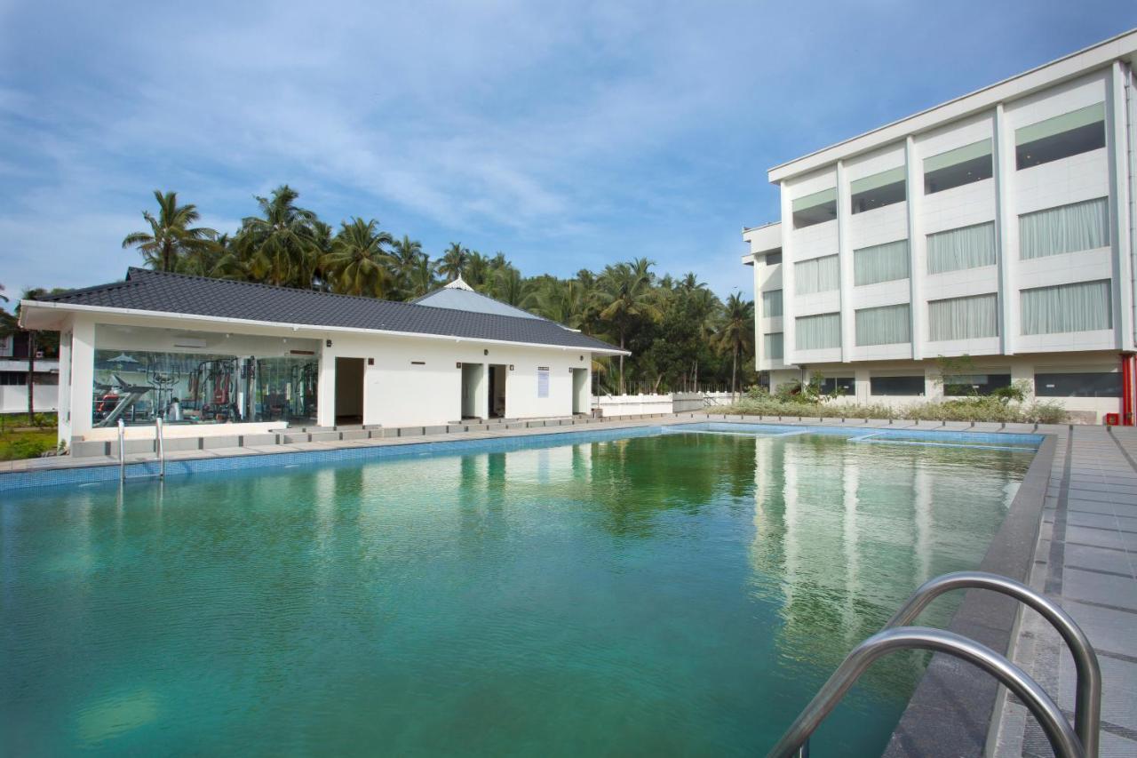 Blue Serene Resort Guruvayur Exterior photo